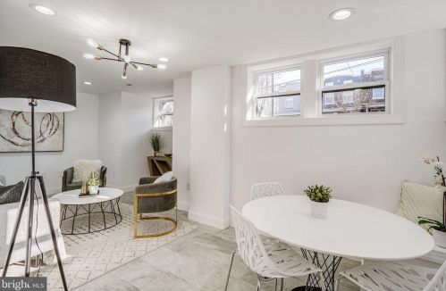 1727 16th St, Washington DC  20020-5661 exterior