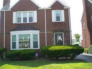 2188 Vernon Rd, Cleveland OH  44118-3124 exterior