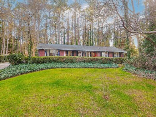 1480 Loch Lomond Trl, Atlanta, GA 30331-7457