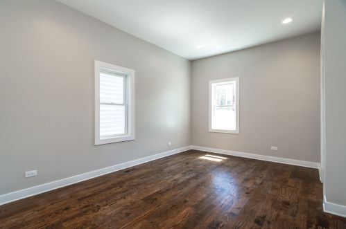 529 46 St, Chicago IL 60653-4501 exterior