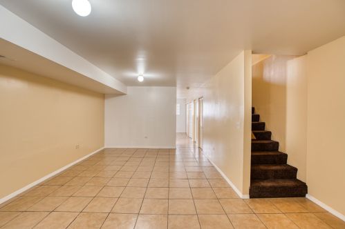 1502 Karlov Ave, Chicago IL 60651-1927 exterior