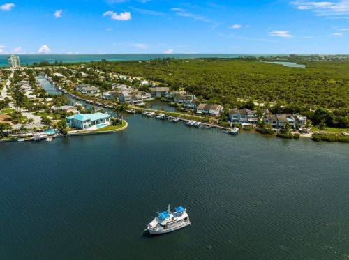 2428 Harbour Cove Dr, Fort Pierce FL  34949-1515 exterior