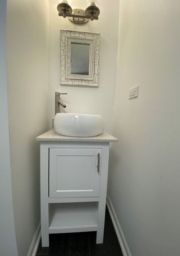 1923 Austin Blvd, Chicago IL 60804-1657 exterior