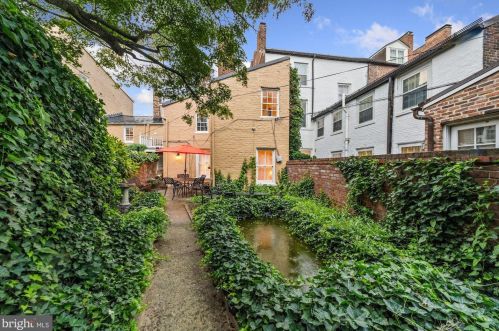 126 Fairfax St, Alexandria VA 22314-3331 exterior