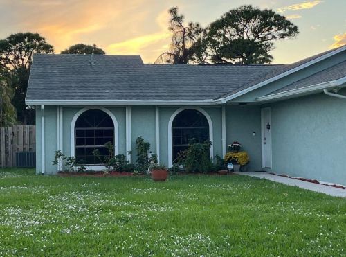 2120 Trillo St, Fort Pierce FL  34952-6893 exterior