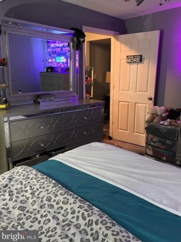 6220 Clayton Ave, Camden NJ  08109-1305 exterior