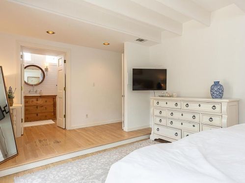 2615 Bridle Path, Austin TX 78703-2809 exterior