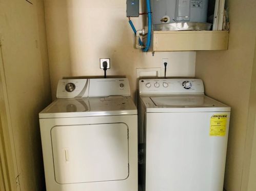 4406 Bennett Ave, Austin TX 78751-1609 exterior