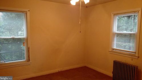 363 Concord Ave, Trenton NJ 08618-2429 exterior