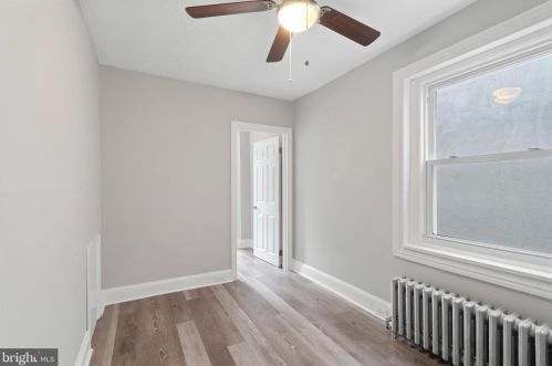 263 Krams Ave, Philadelphia PA 19128-4747 exterior