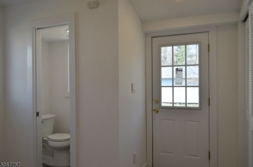 10 Fairfield Ave, Warren NJ  07059-5706 exterior