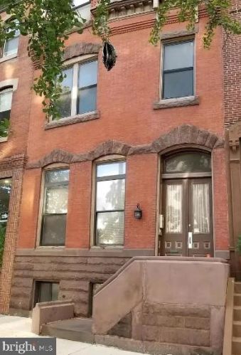 1232 Broad St, Philadelphia PA  19146-3119 exterior