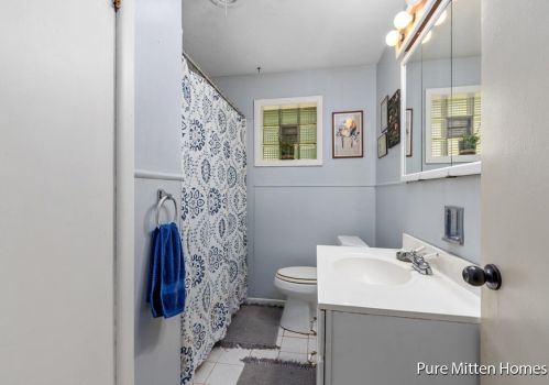 714 State St, Belding MI  48809-9214 exterior