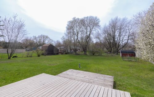 336 12 St, Plainwell MI 49080-1902 exterior