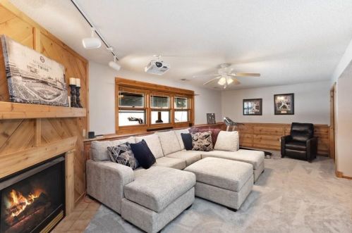 14329 Ebony Ln, Saint Paul MN 55124-6444 exterior