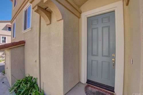 1251 Bayside Cir, Oxnard CA  93035-2147 exterior