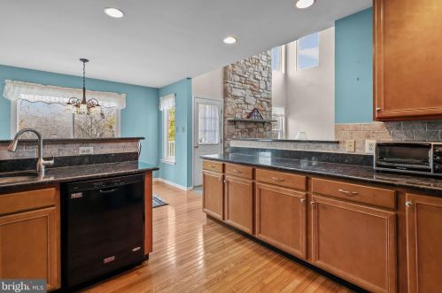 2819 Lee Dr, Jamison PA 18929-1047 exterior