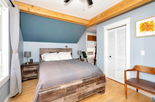 1010 10 St, Duluth MN 55805-1504 exterior