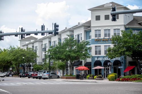 10006 Bridgeton Dr, Tampa FL  33626-1840 exterior