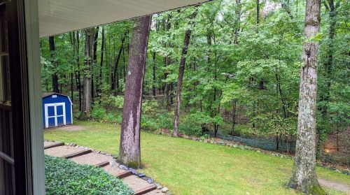 87 Baseline Rd, Plainwell MI 49080-9549 exterior