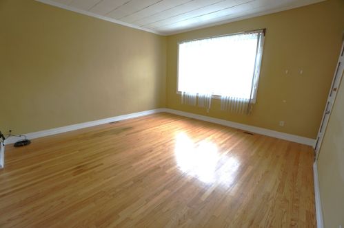 3651 Wood St, Chicago, IL 60609-1239