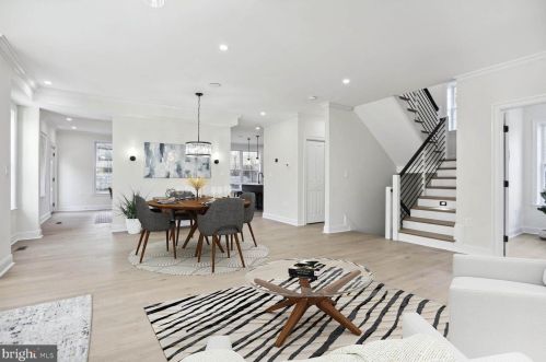 401 Boyd Ave, Silver Spring MD 20912-5404 exterior