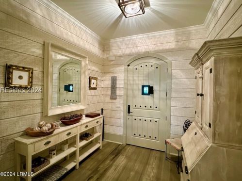 16 Sweet Grass Ln, Bluffton SC 29910-5608 exterior