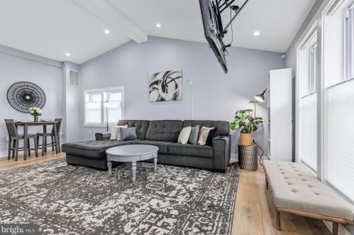 1101 44th Pl, Washington DC  20019-4906 exterior