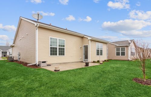 532 Pleasant Dr, Joliet IL 60404-9577 exterior