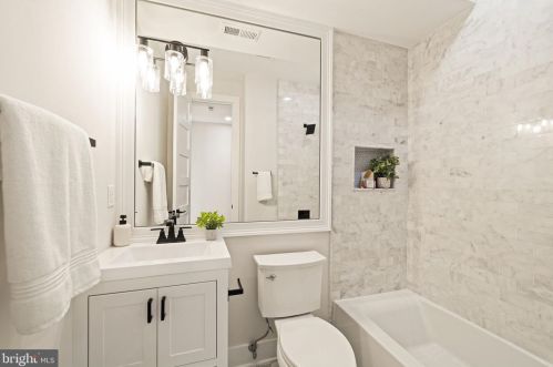 1905 4th St, Washington DC  20001-2305 exterior