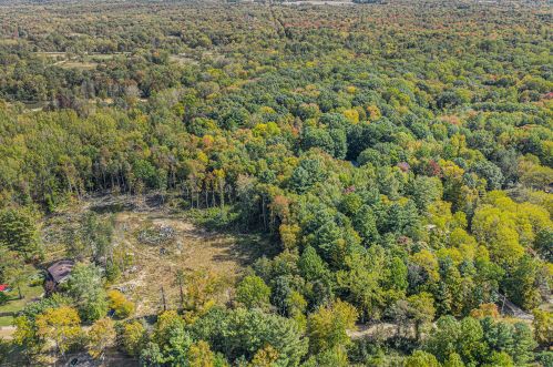 419 39th St, Allegan, MI 49010-9135