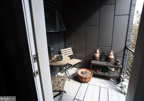 2405 Hagert St, Philadelphia PA 19132-4245 exterior