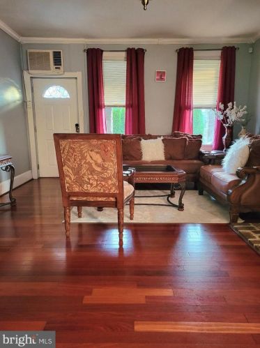 531 Benner St, Philadelphia PA 19149-3214 exterior