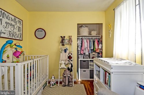 236 Jenkins St, Alexandria VA 22304-4907 exterior