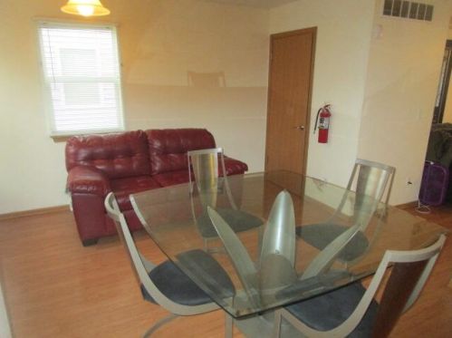 2555 33, Milwaukee WI 53215-2806 exterior