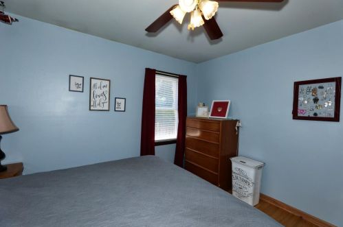 2106 107, Milwaukee WI 53226-2304 exterior