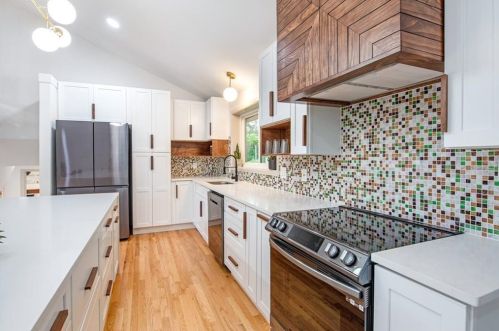 3904 Gladney Dr, Atlanta GA  30340-4618 exterior