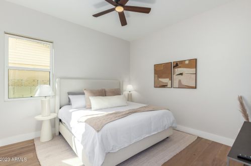 3118 42nd St, Phoenix AZ  85018-6418 exterior