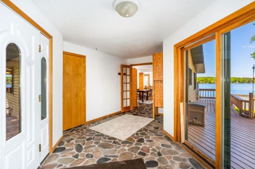 5779 Pike Lk Rd, Duluth MN 55811-9620 exterior