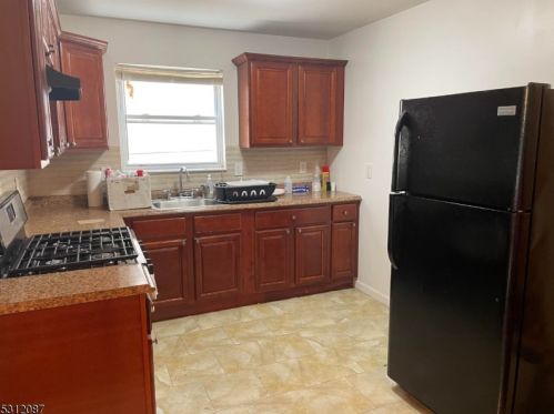 24 7th St, Newark NJ  07107-2918 exterior