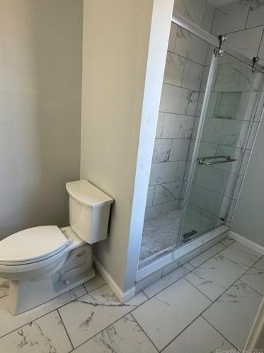 77 Prospect Hill Rd, Windsor CT  06095-1642 exterior