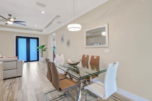 2080 14 Ave, Naples FL 34120-9091 exterior