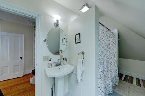 141 Governor St, Providence RI 02906-3058 exterior