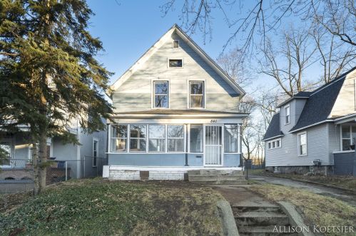 841 Dunham St, Grand Rapids, MI 49506-2627