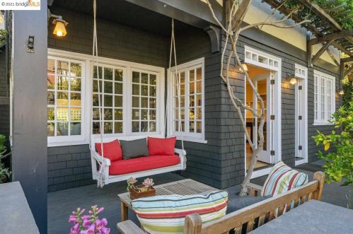 2731 Claremont Blvd, Berkeley CA 94705-1321 exterior