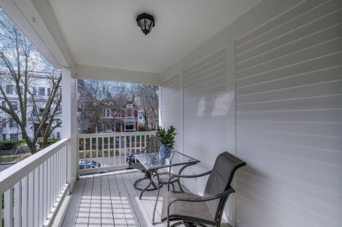 597 Holly Ave, Saint Paul MN 55102-2209 exterior