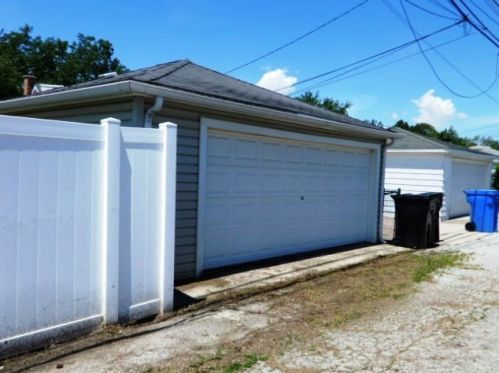 11325 Drake Ave, Chicago IL 60655-3516 exterior