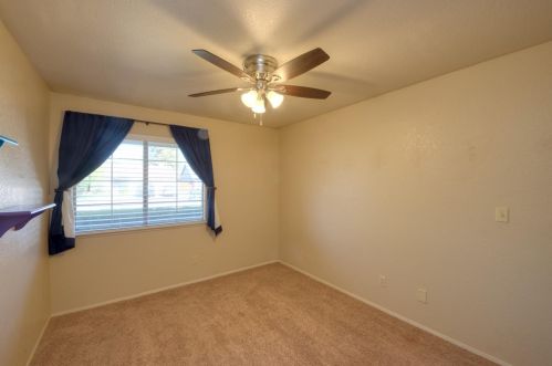 3927 Paula Ct, Turlock CA  95382-8507 exterior