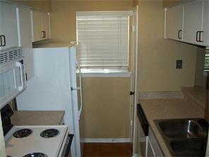 4211 Holland Ave, Dallas TX  75219-2834 exterior