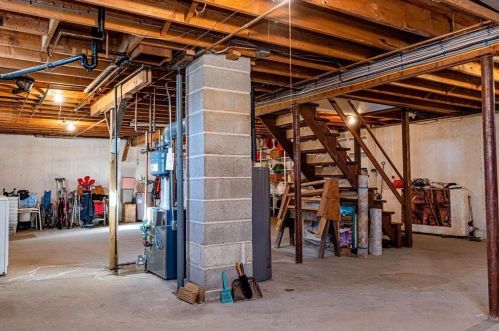 15 Hamel St, Chicopee MA 01020-1286 exterior